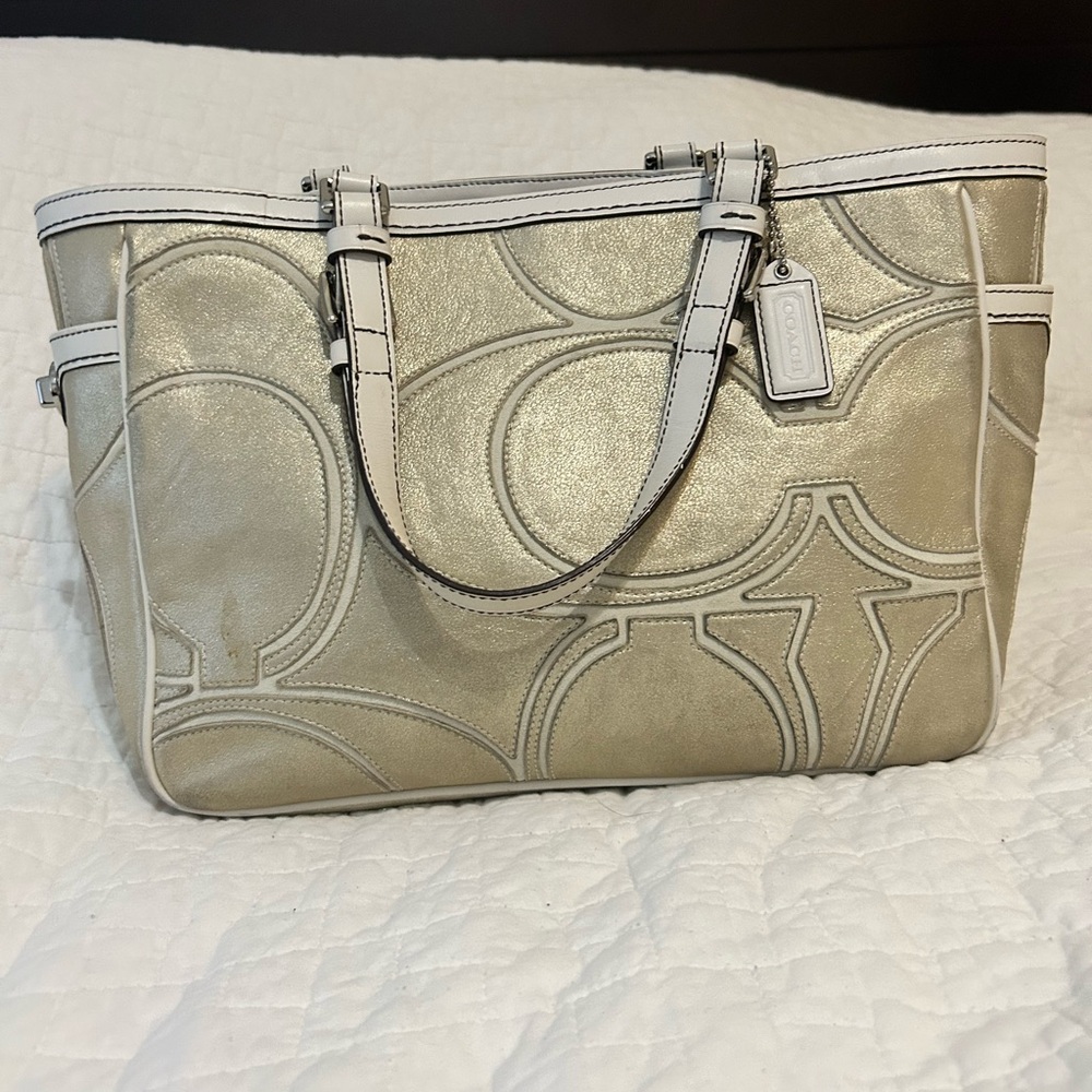Vintage Coach Pierced C Gallery tote bag in metallic gold and white leather